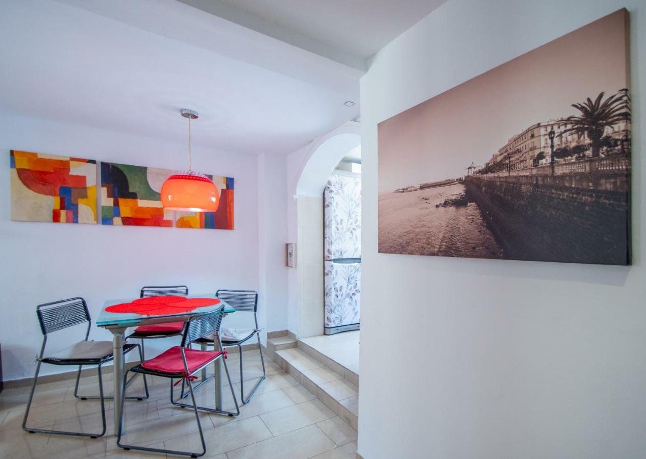 Apartamento La Atlantida Cadiz Apartment ภายนอก รูปภาพ